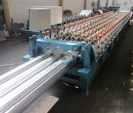 ساخت و فروش  دستگاه تولید ورق عرشه فولادی ( متال دک ) 09121889200