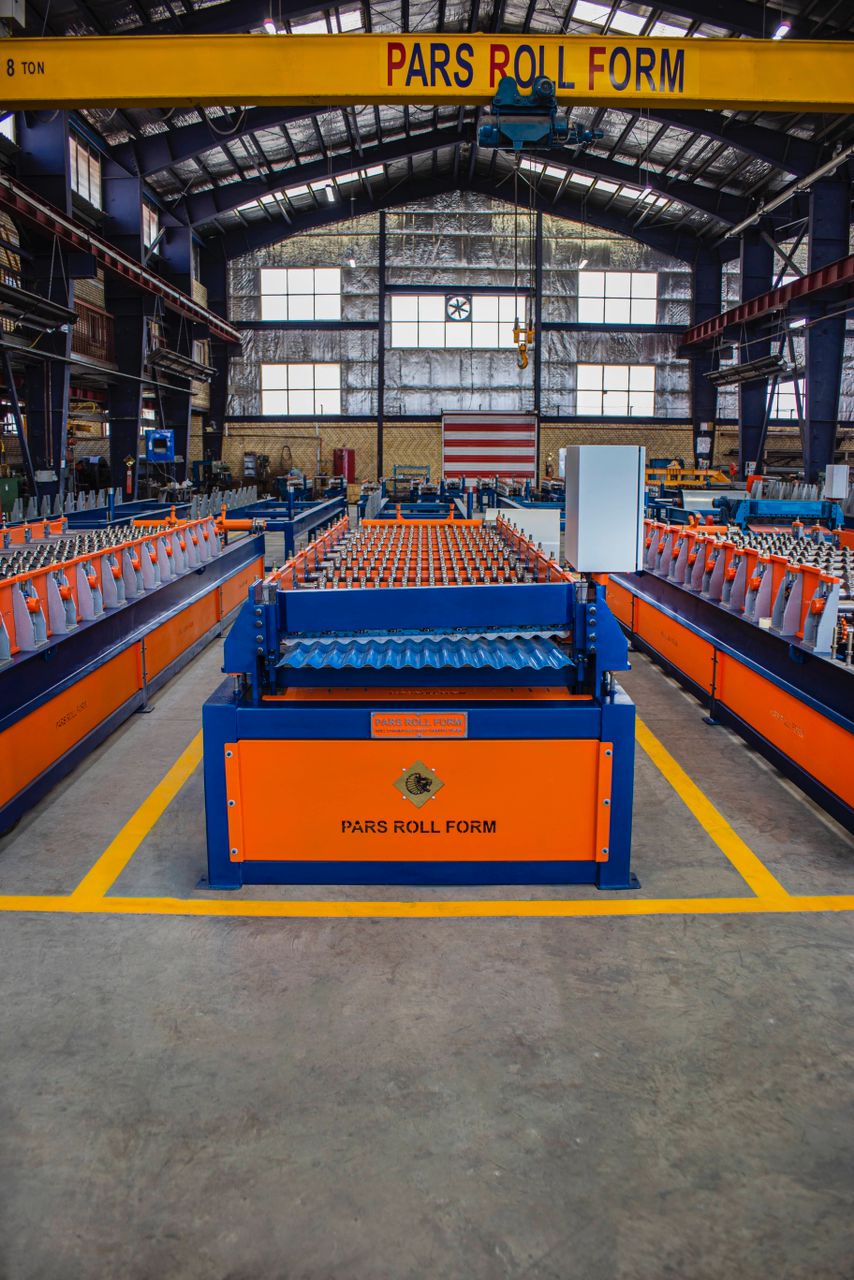 فروش با کیفیت ترین ماشین آلات تولید ورق حلب شیروانی 09121889200