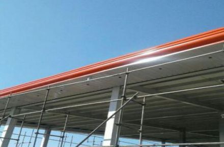 پوشش سقف سوله با پشم شیشه |قیمت اجرای پوشش سقف سوله در تهران |اجرای خرپای سقف شیبدار(09121431941)